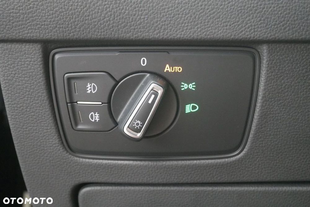 Volkswagen Passat Variant 1.5 TSI EVO Business DSG - 27