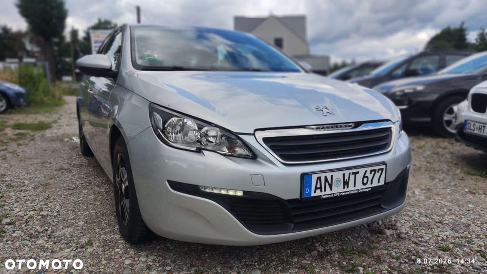 Peugeot 308 - 1