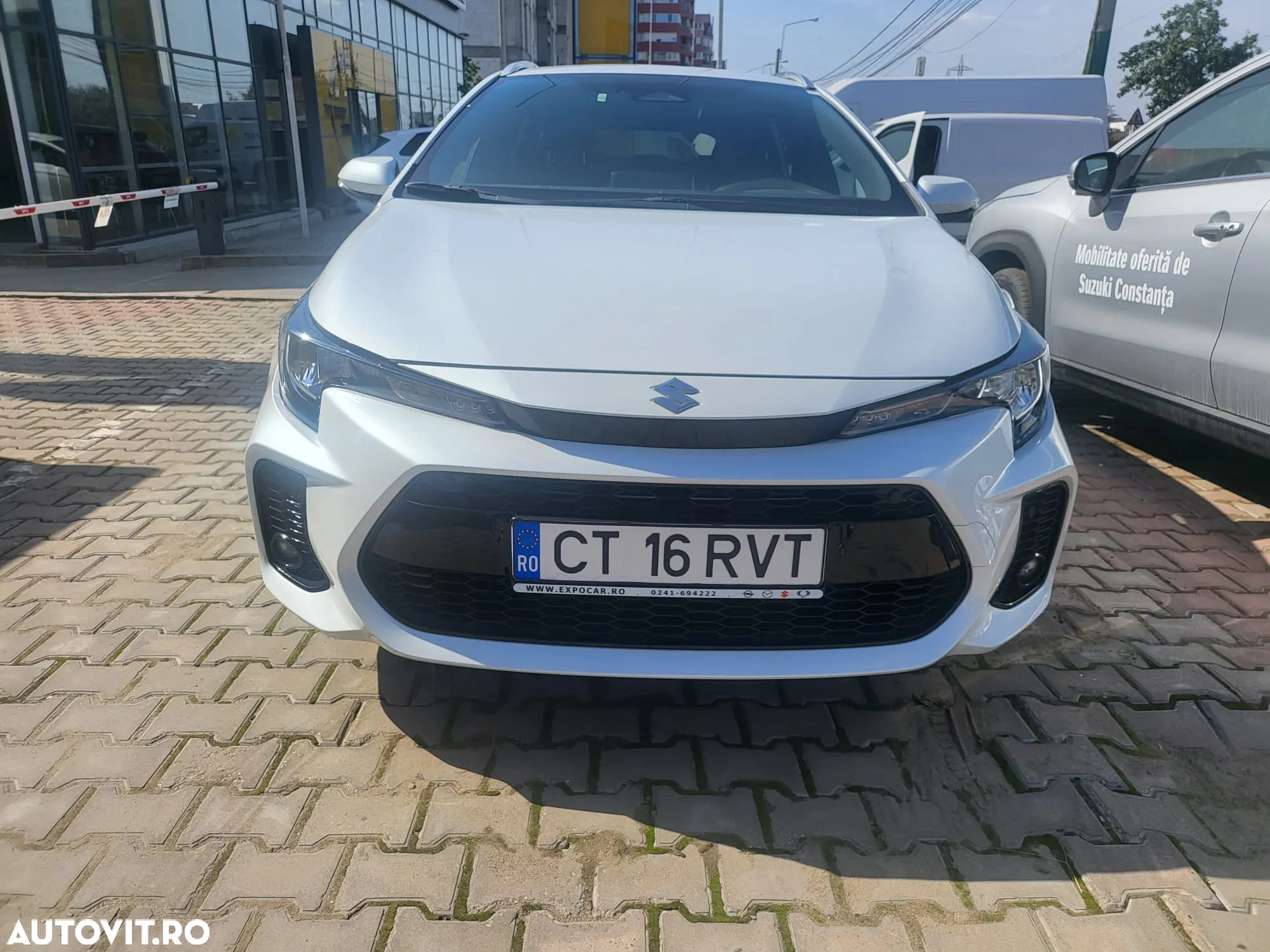 Suzuki Swace 1.8 E-CVT HEV Passion - 2