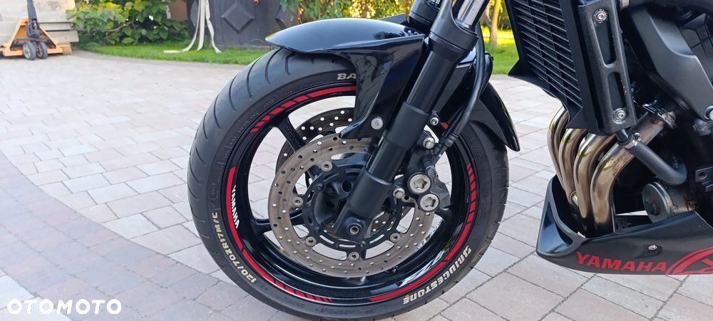 Yamaha FZ6 - 40