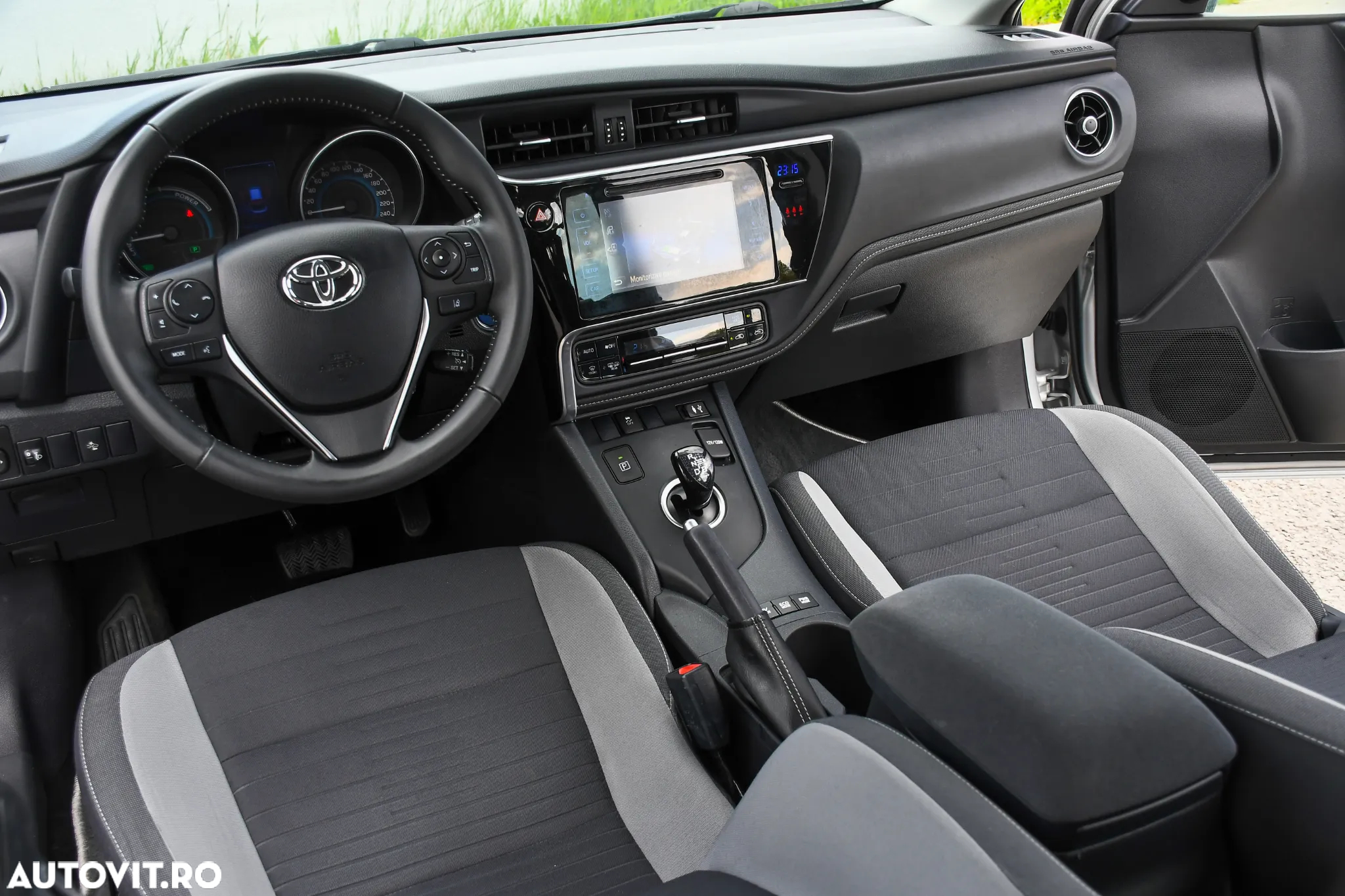 Toyota Auris 1.8 VVT-i Hybrid Automatik Touring Sports Edition - 22