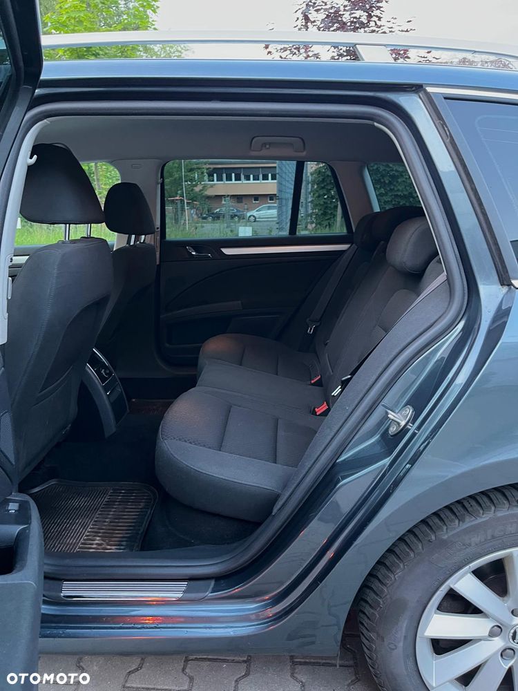 Skoda Superb 2.0 TDI Ambition - 5