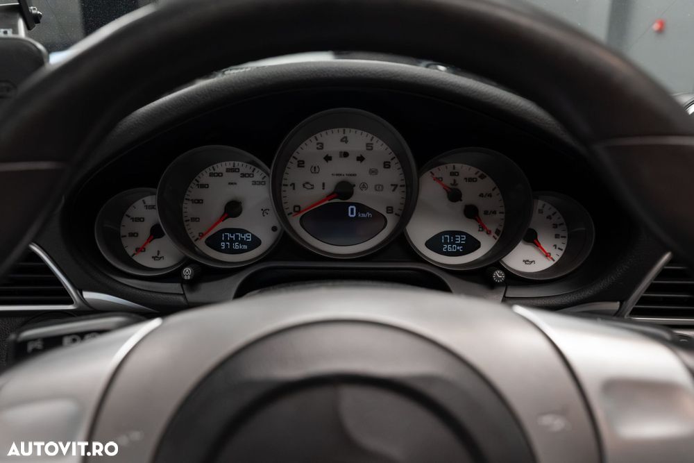 Porsche 911 - 18
