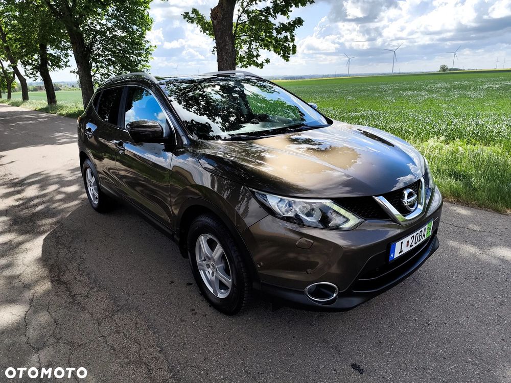 Nissan Qashqai 1.6 dCi Xtronic TEKNA+ - 6