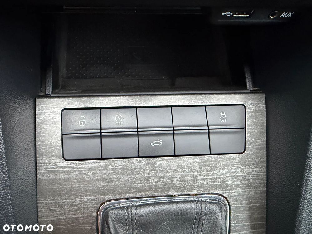 Skoda Octavia 2.0 TDI 4x4 DSG Scout - 27