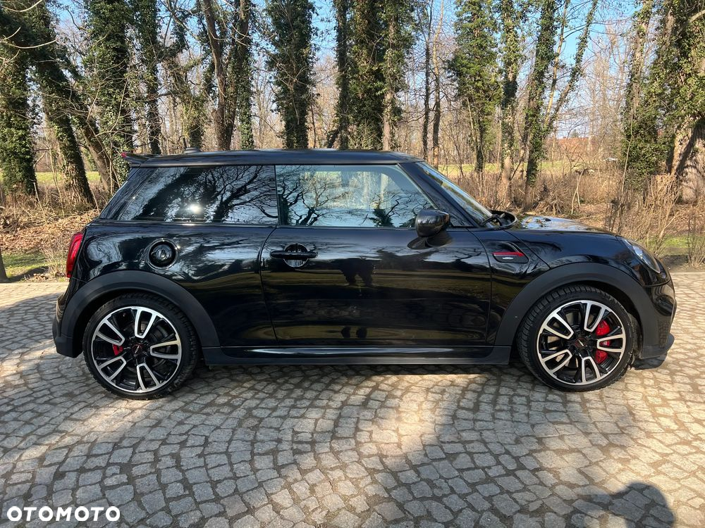 MINI John Cooper Works - 4