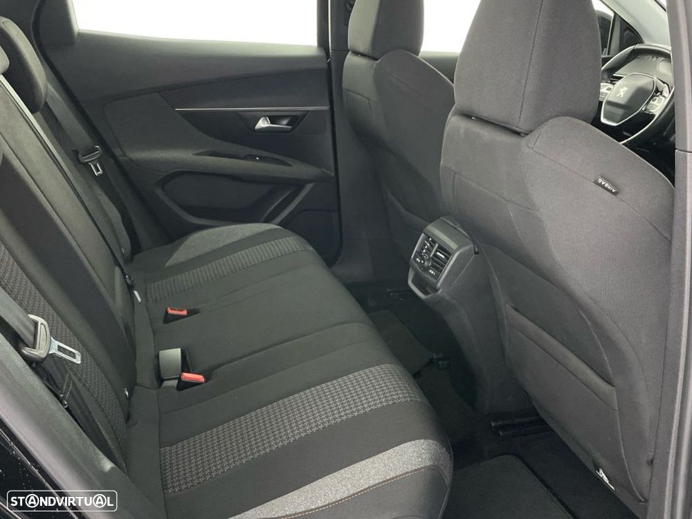 Peugeot 3008 1.2 PureTech Active Pack - 25