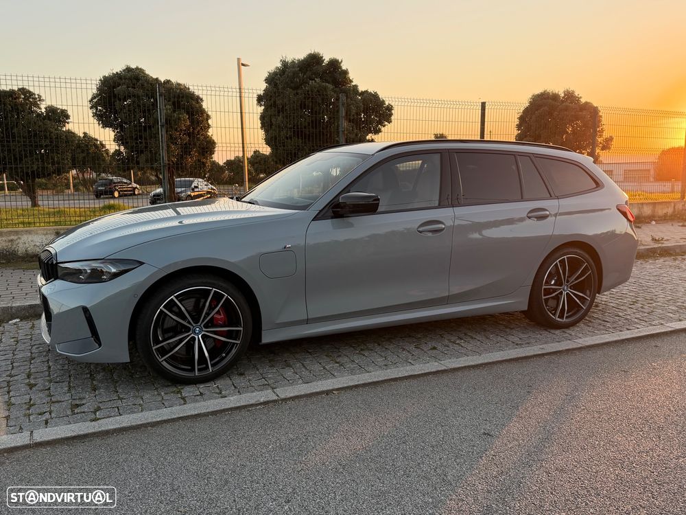 BMW 330 e Pack Desportivo M Auto - 2
