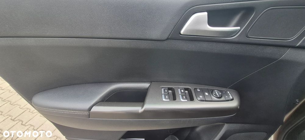 Kia Sportage 2.0 CRDI AWD VISION - 19