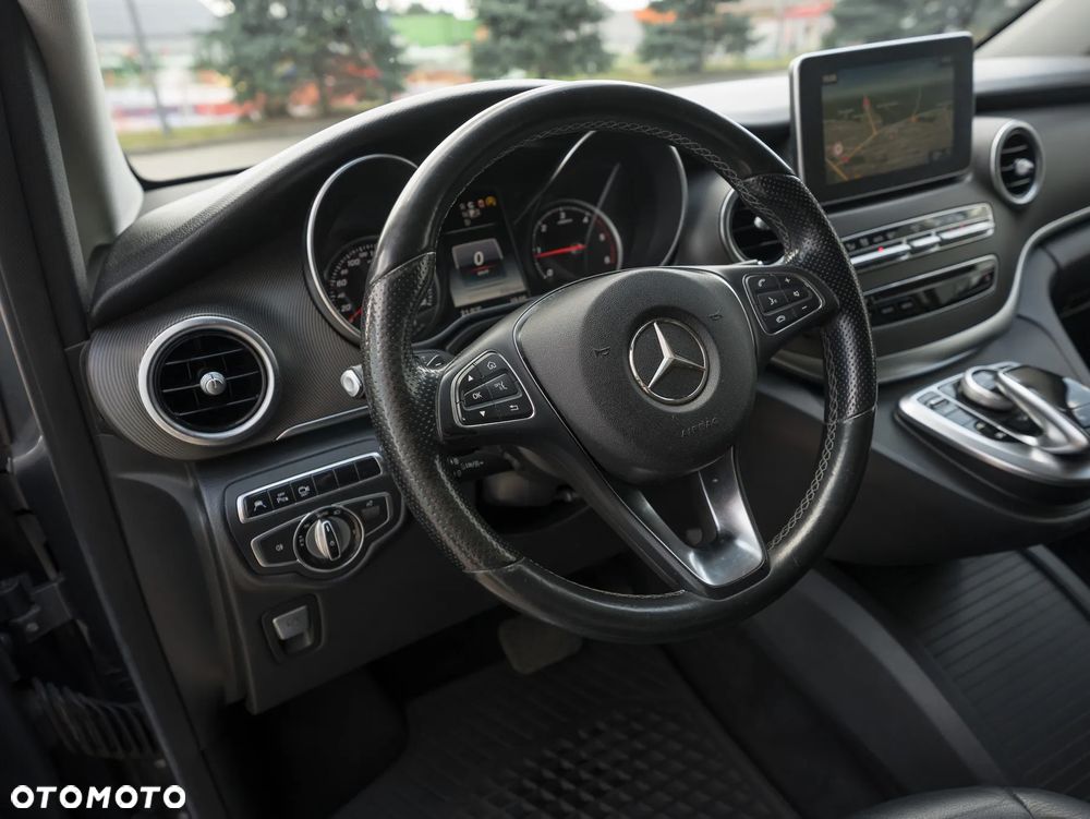 Mercedes-Benz Klasa V 250 (BlueTEC) d extralang 7G-TRONIC Avantgarde - 14