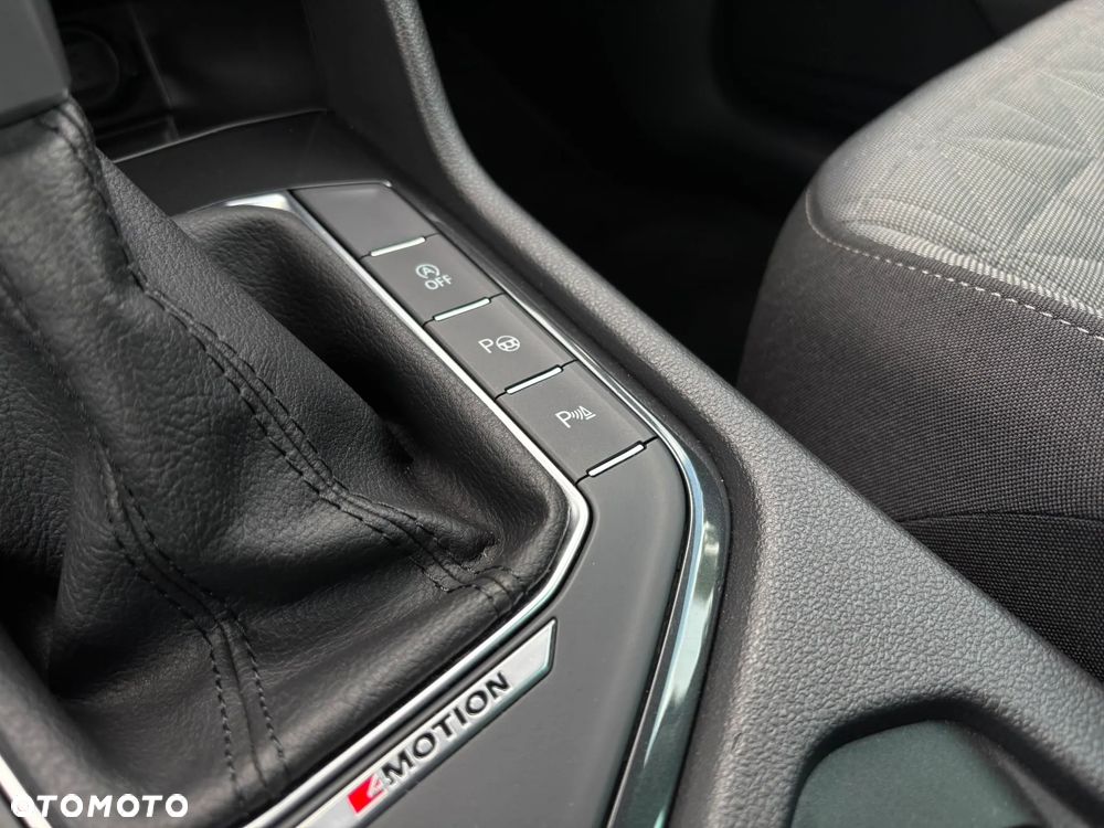 Volkswagen Tiguan 2.0 TSI 4Mot Life DSG - 21