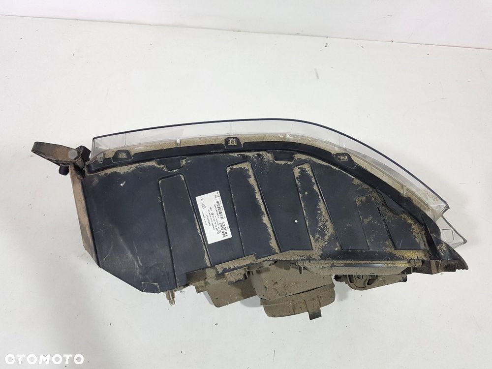 RENAULT RANGE GAMA T LAMPA PRZÓD PRZEDNIA PRAWA 89207721 EUROPA ORYGINAŁ - 5