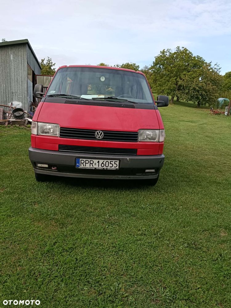 Volkswagen Transporter - 2