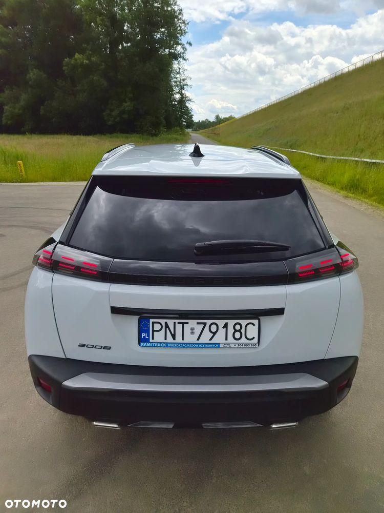 Peugeot 2008 1.2 PureTech Allure Pack S&S EAT8 - 16