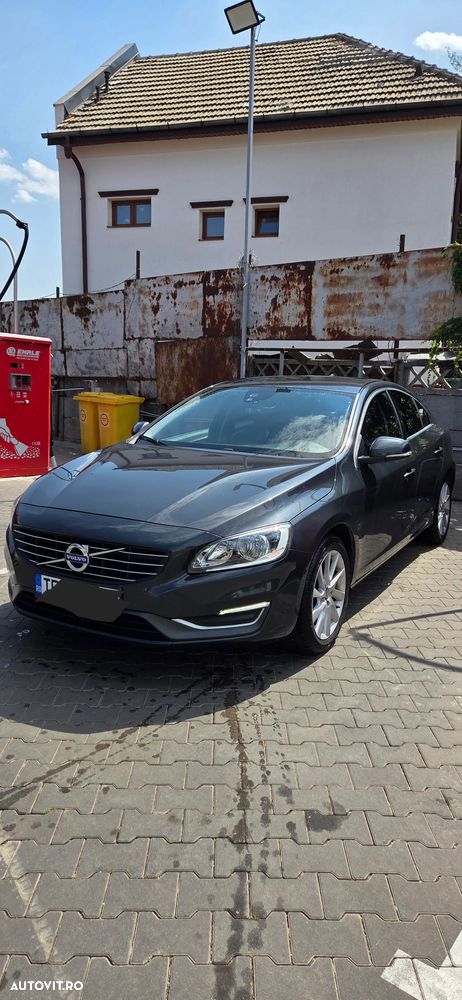 Volvo S60 - 1