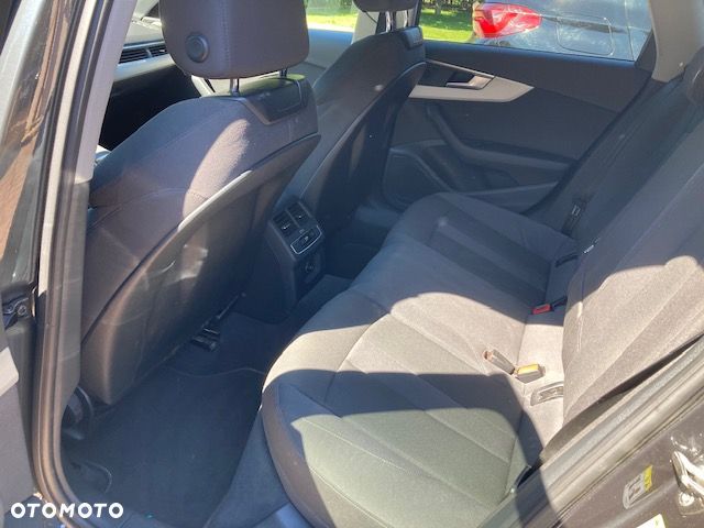 Audi A4 Avant 40 TDI mHEV Advanced S tronic - 8