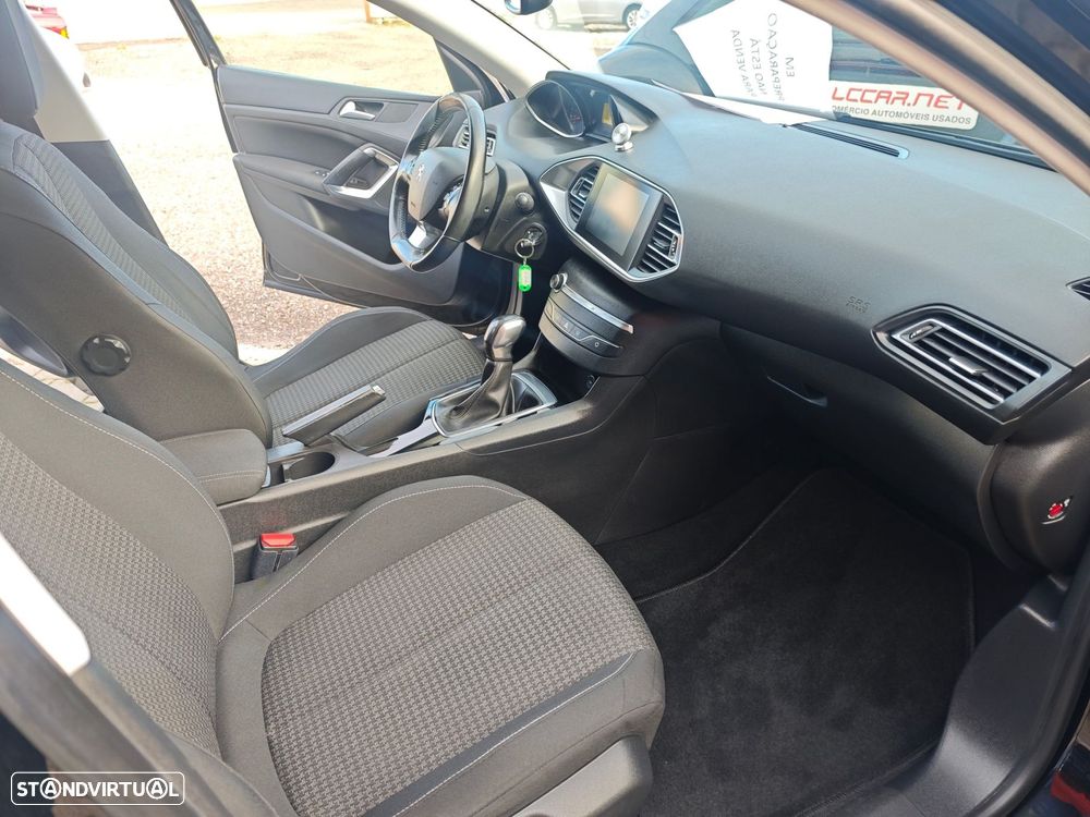 Peugeot 308 1.6 BlueHDi Style - 12