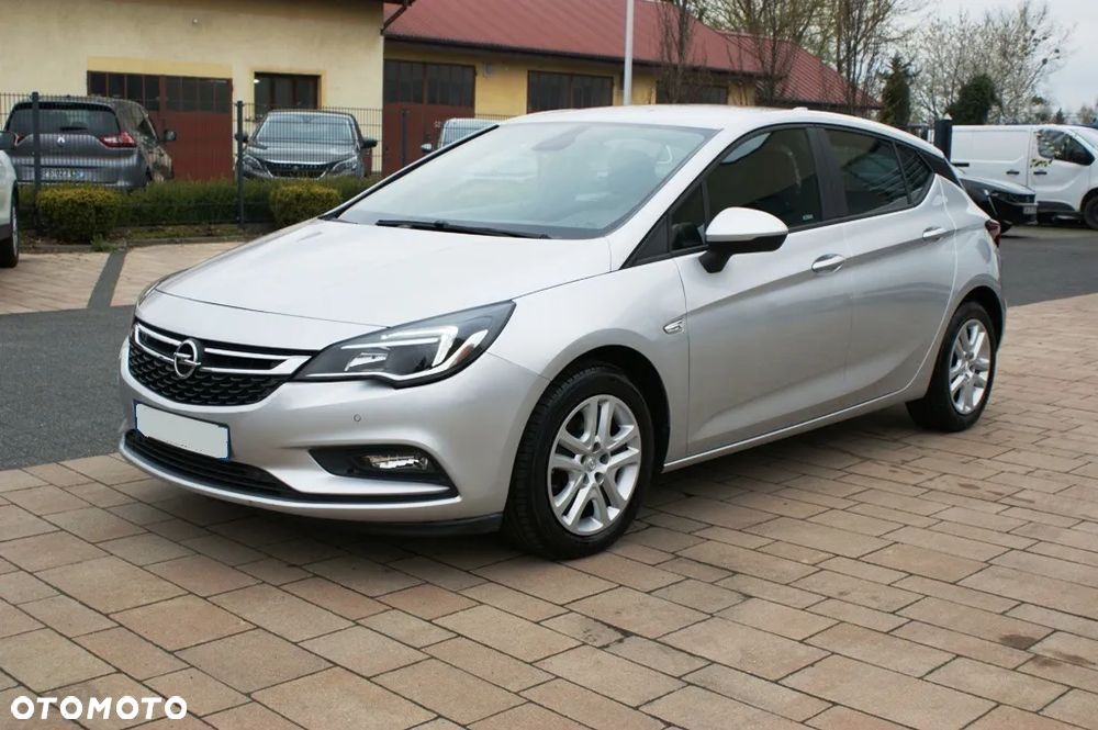 Opel Astra 1.6 D (CDTI) Business - 2
