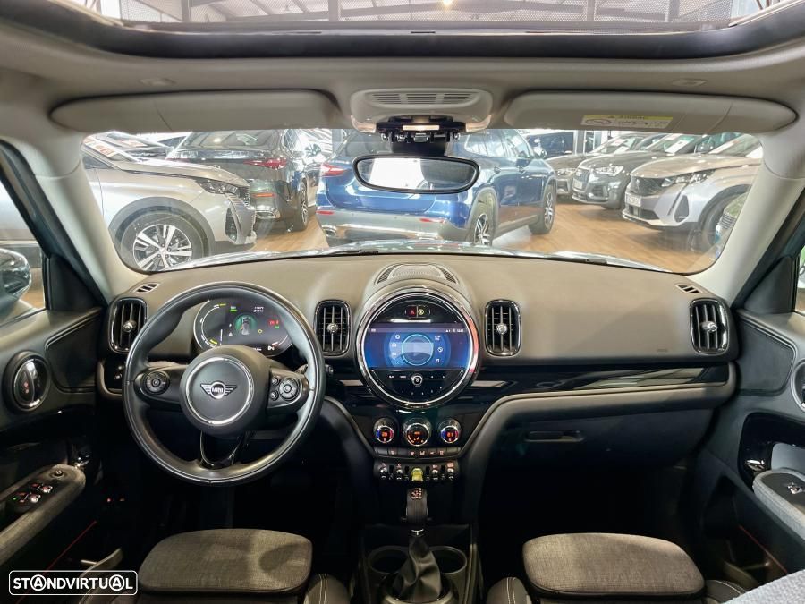 MINI Countryman Cooper SE ALL4 Auto - 35