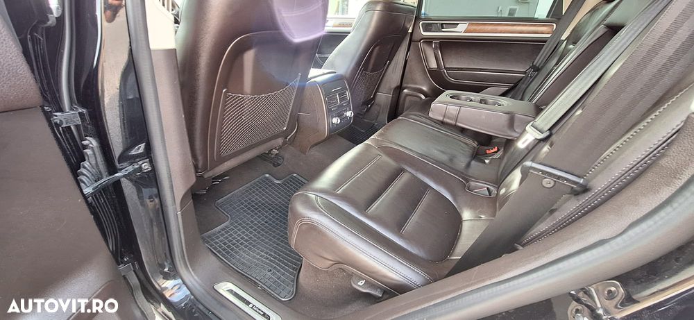 Volkswagen Touareg - 16