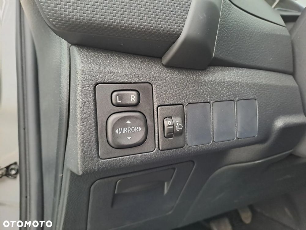 Toyota Auris - 15