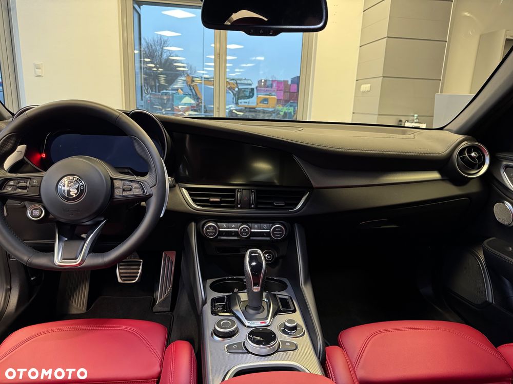 Alfa Romeo Giulia 2.0 Turbo Veloce Q4 - 22