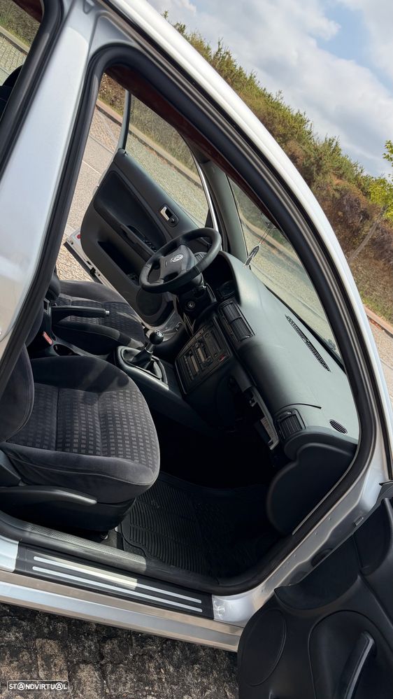 VW Passat 1.9 TDi Trendline - 11