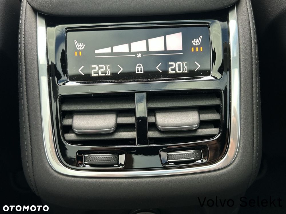 Volvo XC 90 - 37
