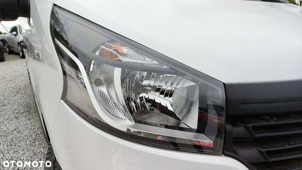 Renault Trafic - 18