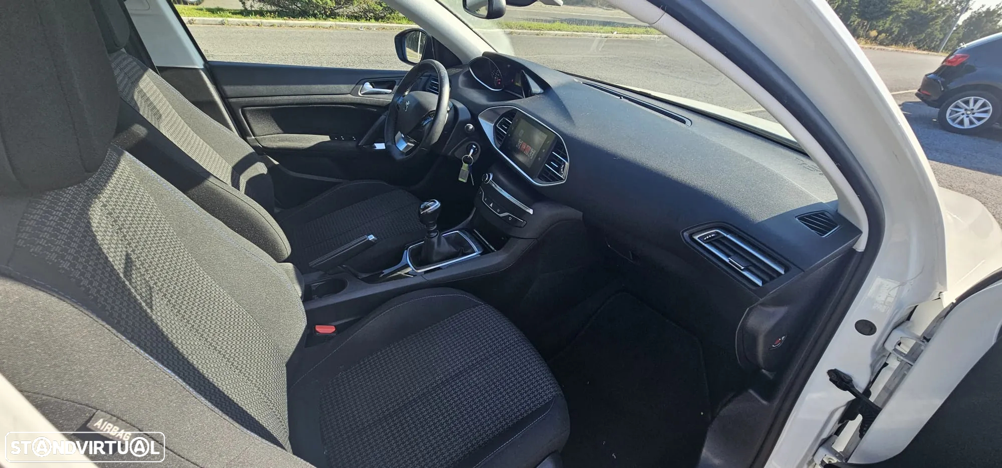 Peugeot 308 SW 1.5 BlueHDi Active Pack - 26