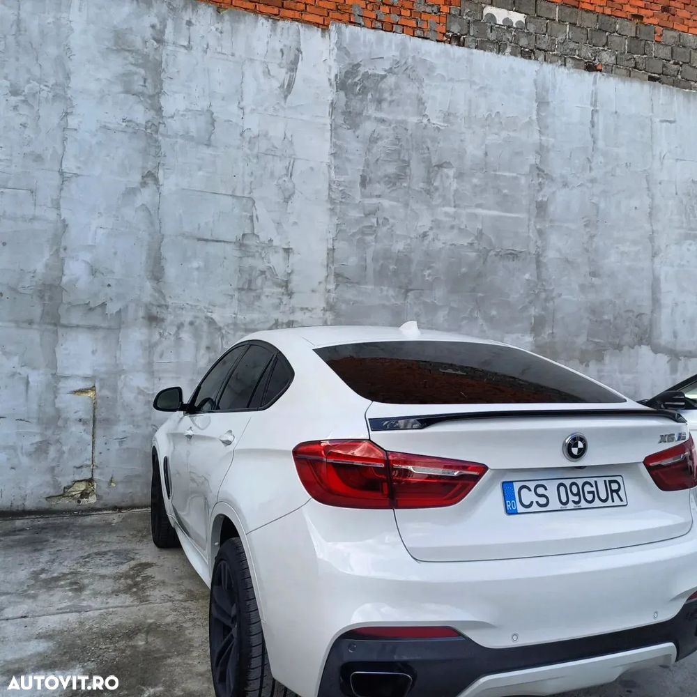 BMW X6 xDrive35i - 9