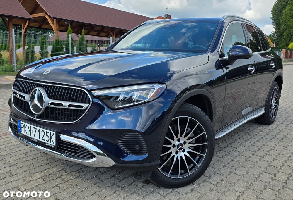 Mercedes-Benz GLC 300 4Matic 9G-TRONIC Avantgarde Advanced - 39