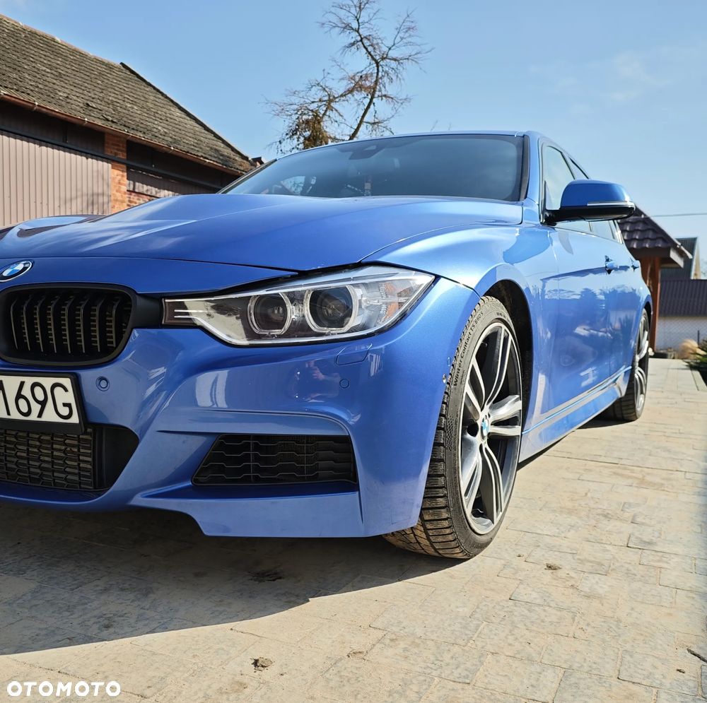 BMW Seria 3 335i Sport Line - 1