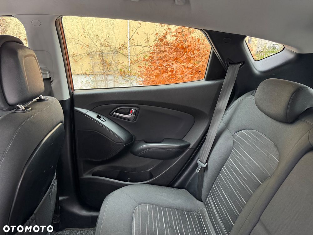 Hyundai ix35 1.7 CRDi 2WD Fifa World Cup Edition - 18