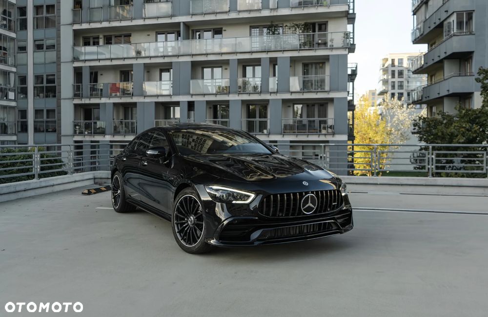 Mercedes-Benz AMG GT 53 4Matic+ 4D Speedshift TCT 9G - 2