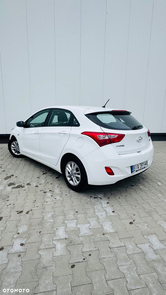 Hyundai i30 1.4 Comfort - 8
