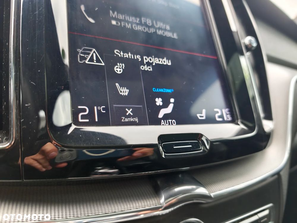 Volvo XC 60 T8 AWD Recharge Geartronic RDesign Expression - 25