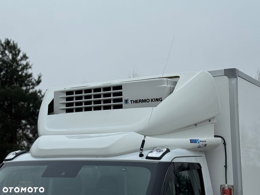 Iveco Daily‼️72C18‼️3.0 HI-MATIC Chłodnia/Mroźnia zakres -32C/+22C THERMO KING V-500 MAX Źródło Zasilania 400V Grube Ściany/Podłoga Przegroda komorowa‼️ Full LED na bliźniaku Salon Polska Poduszki Pneumatyczne DMC7200kg - 33