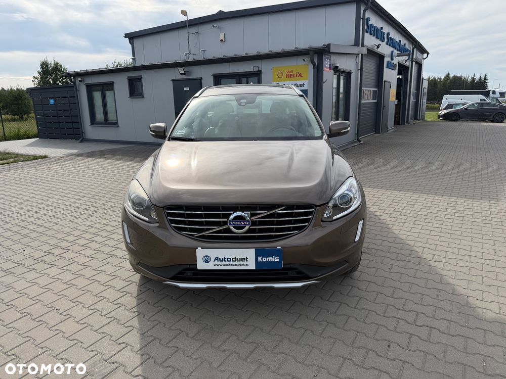 Volvo XC 60 D4 AWD Summum - 3