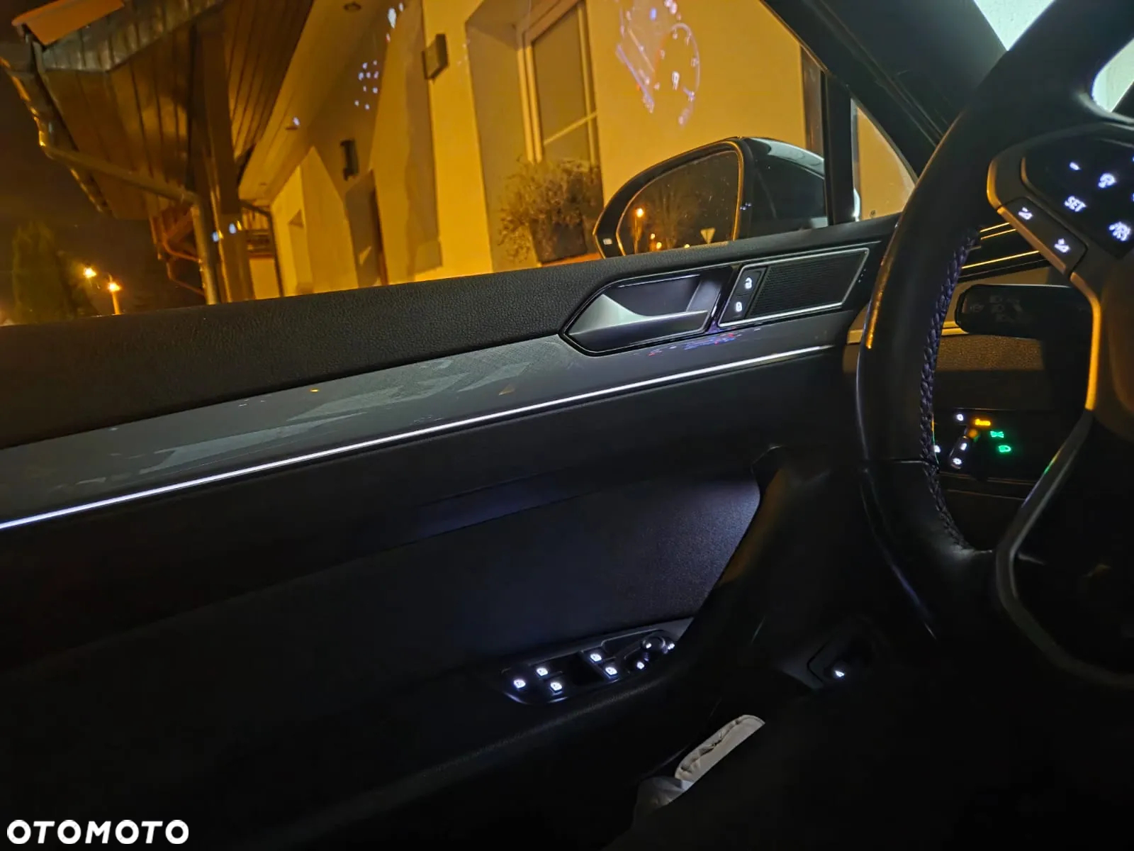 Volkswagen Passat 2.0 TDI EVO Business DSG - 31