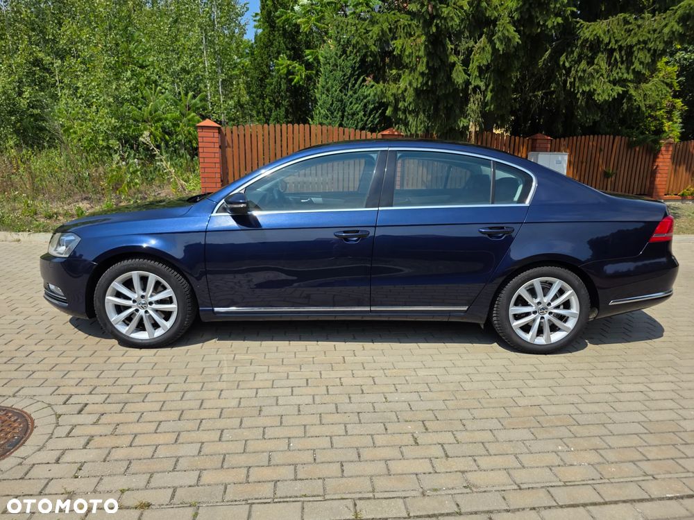 Volkswagen Passat 2.0 TDI 4Mot Highline DSG - 11