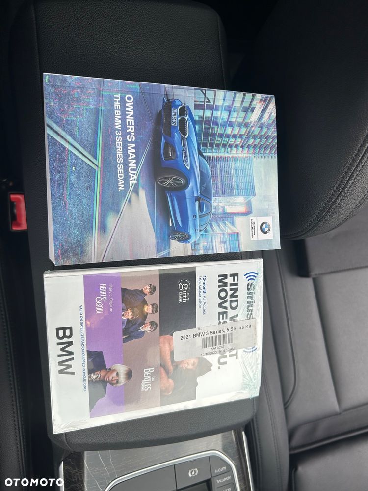 BMW Seria 3 330i - 34