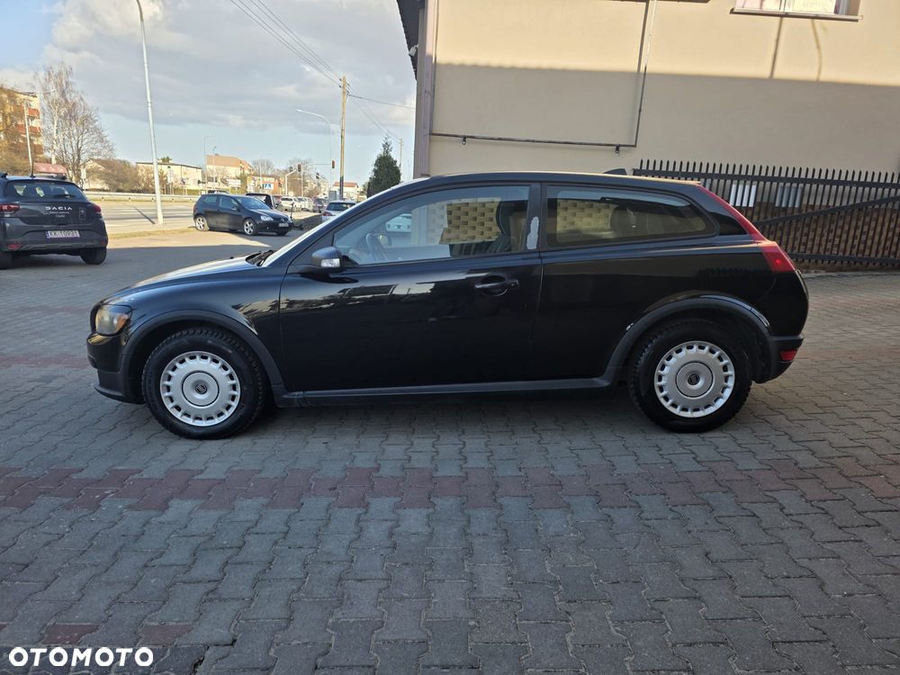 Volvo C30 1.6 - 9