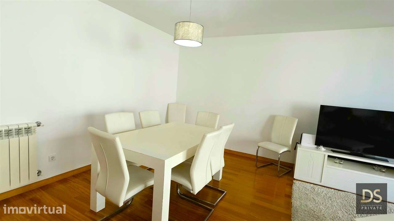 Apartamento T1 em condomínio fechado com piscina | Azurara, Vila do Co - Grande imagem: 2/16