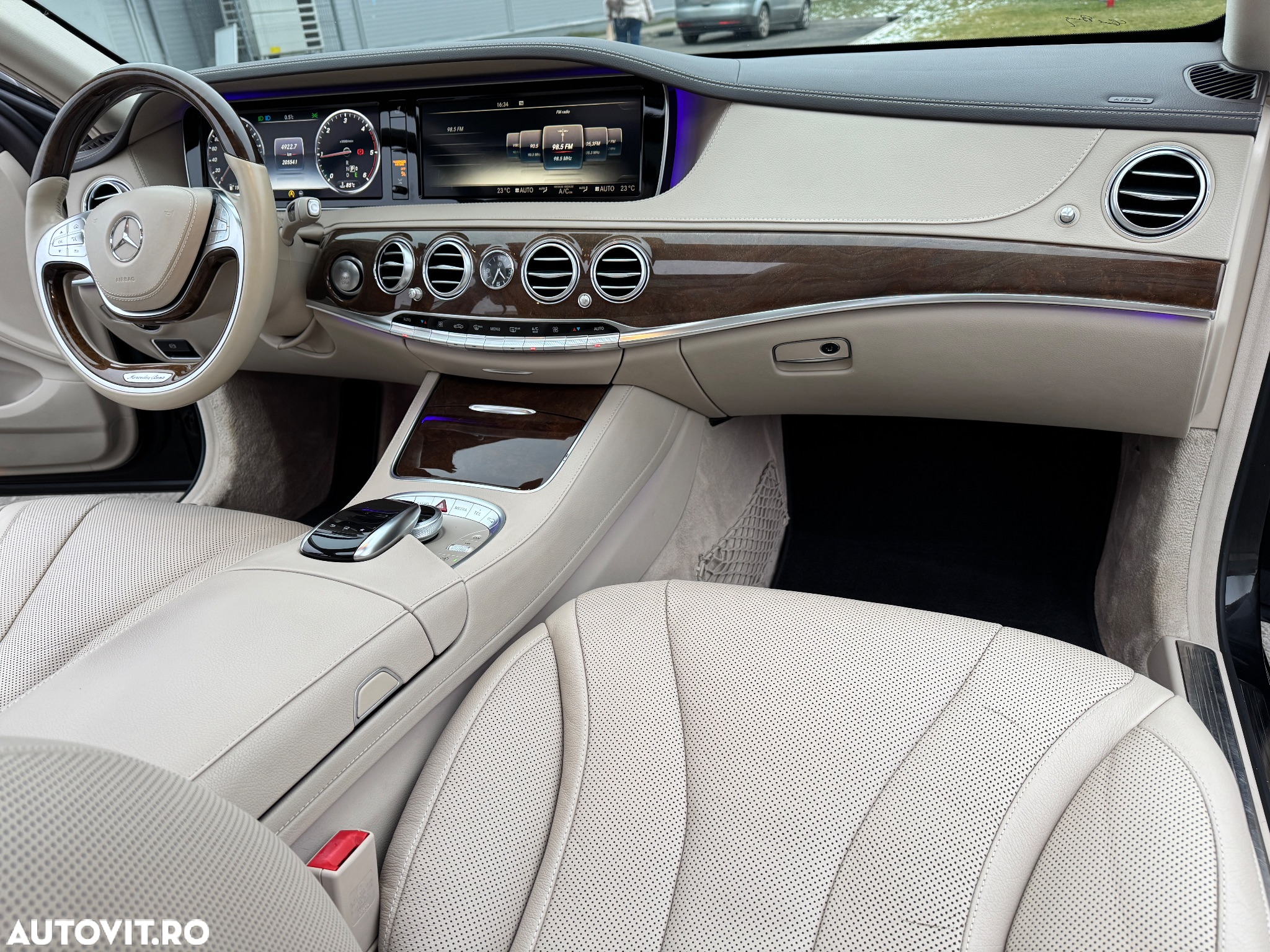 Mercedes-Benz S 350 (BlueTEC) d 4Matic 7G-TRONIC - 24