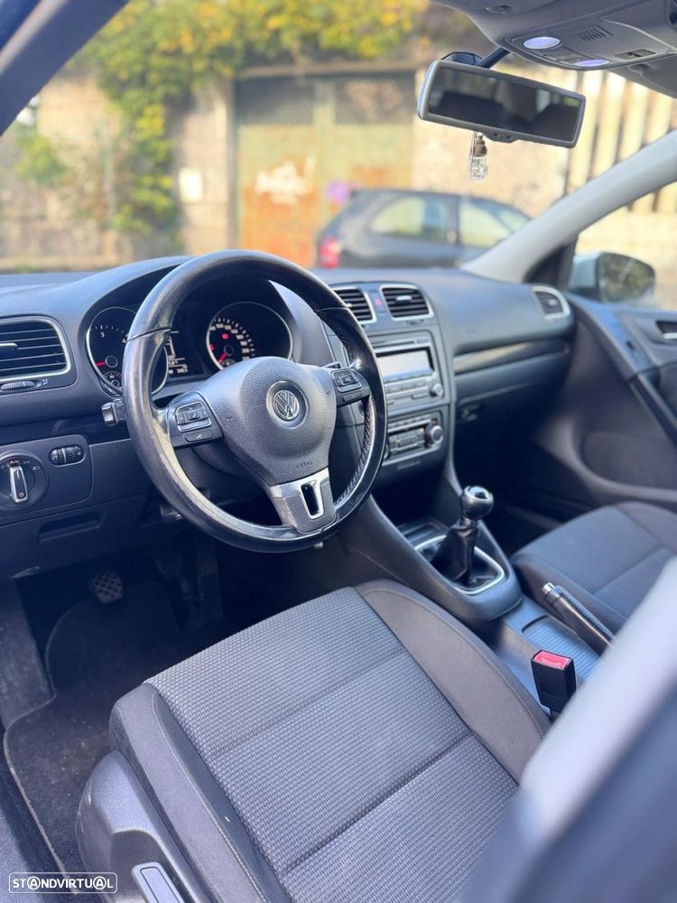 VW Golf 2.0 TDi Confortline - 11