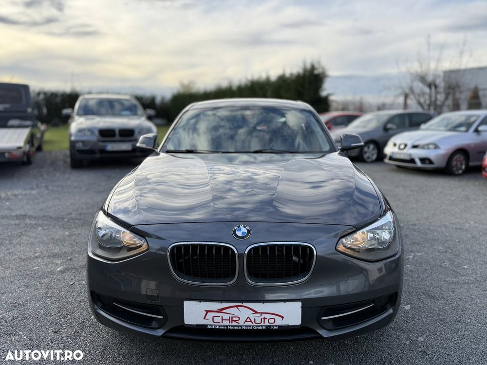 BMW Seria 1 118d Sport Line - 2