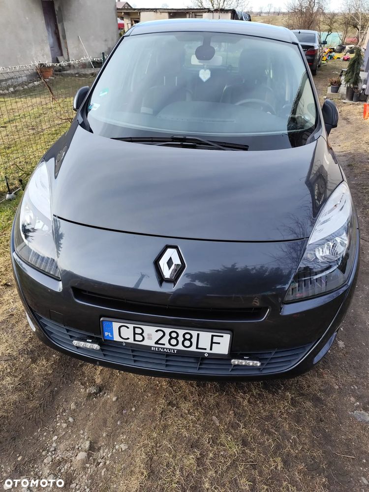 Renault Scenic 2.0 16V 140 CVT Bose Edition - 10