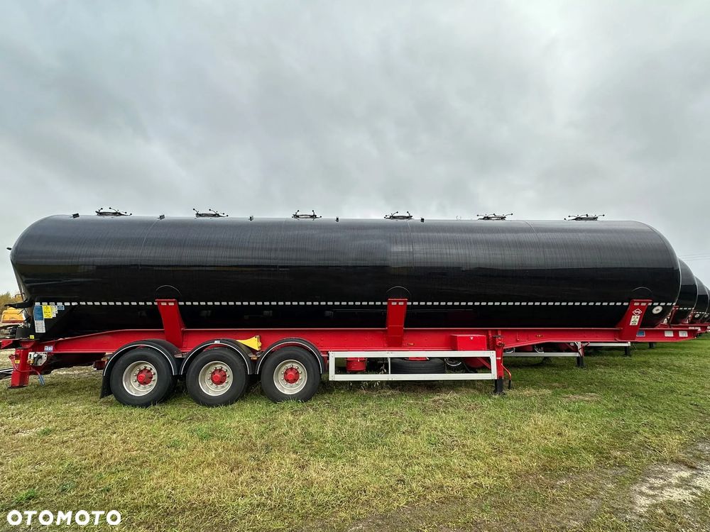 Feldbinder 334C 15 A-1-1-40 / 2022 / 66 m3 / 20 sztuk - 6