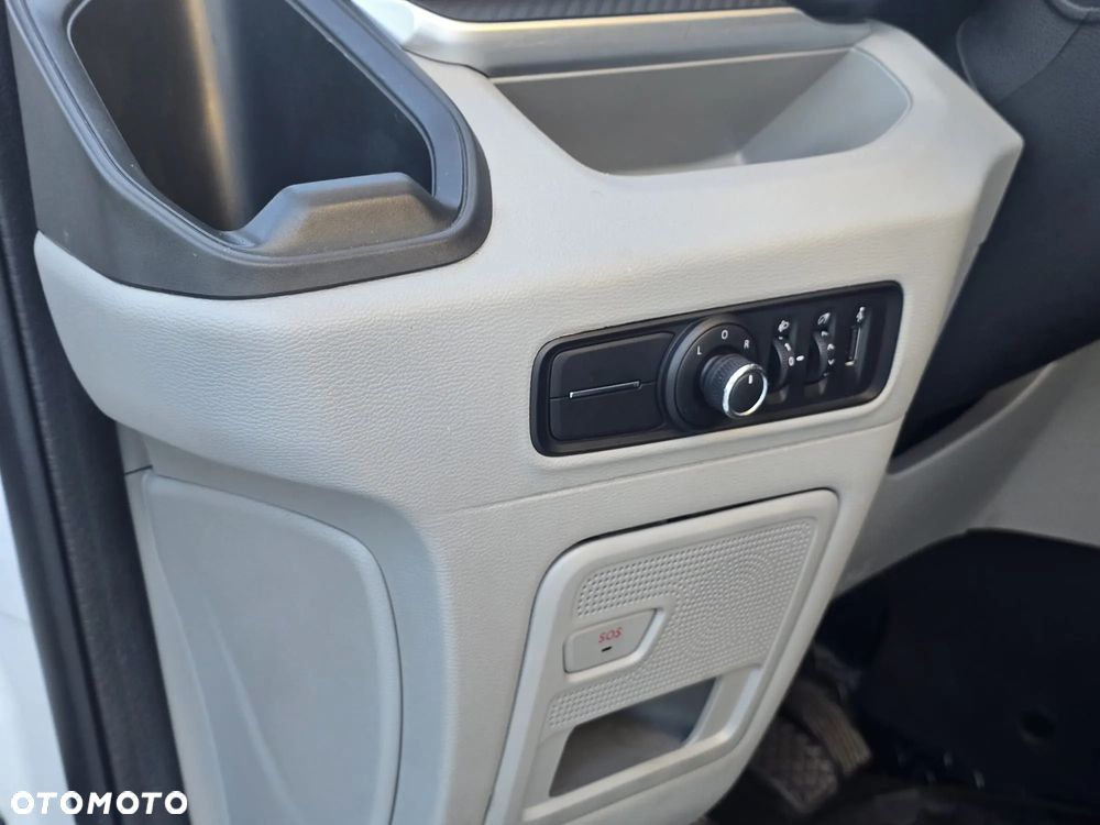 Maxus Deliver 9 - 13